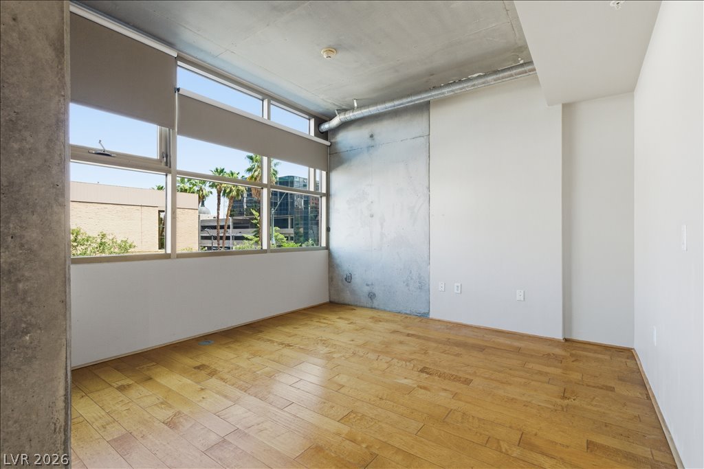 Photo 10 of 42, 353 E Bonneville Avenue #295