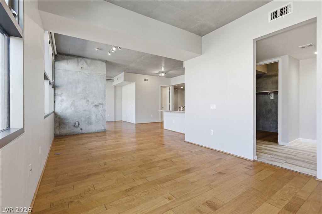 Photo 13 of 42, 353 E Bonneville Avenue #295