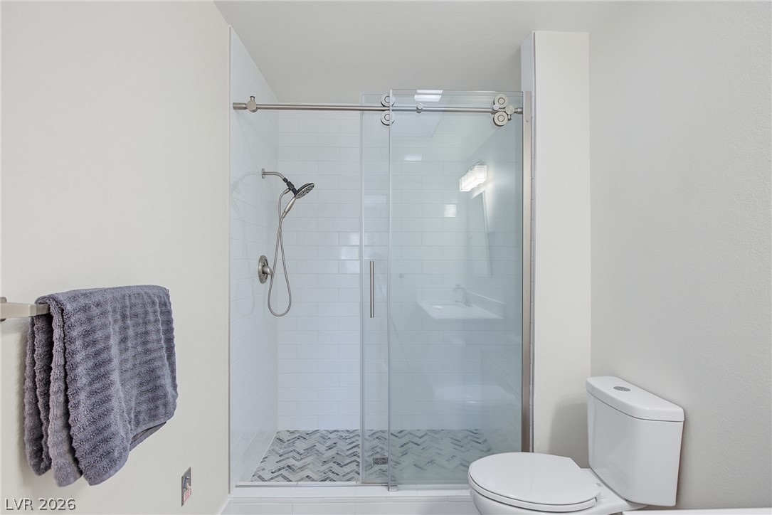 Photo 31 of 41, 2851 S Valley View Boulevard #1081