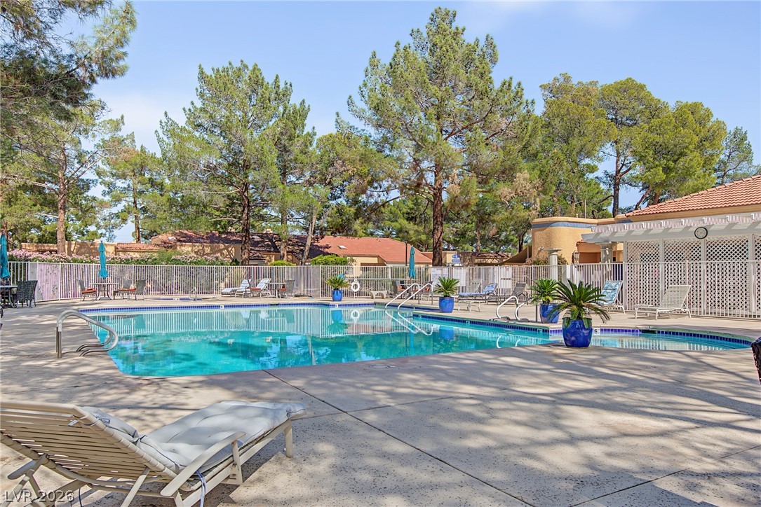 Photo 8 of 41, 2851 S Valley View Boulevard #1081
