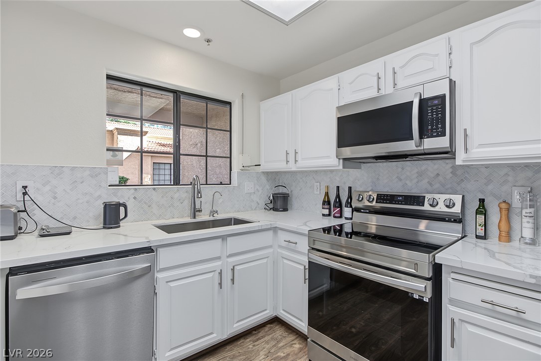 Photo 12 of 41, 2851 S Valley View Boulevard #1081