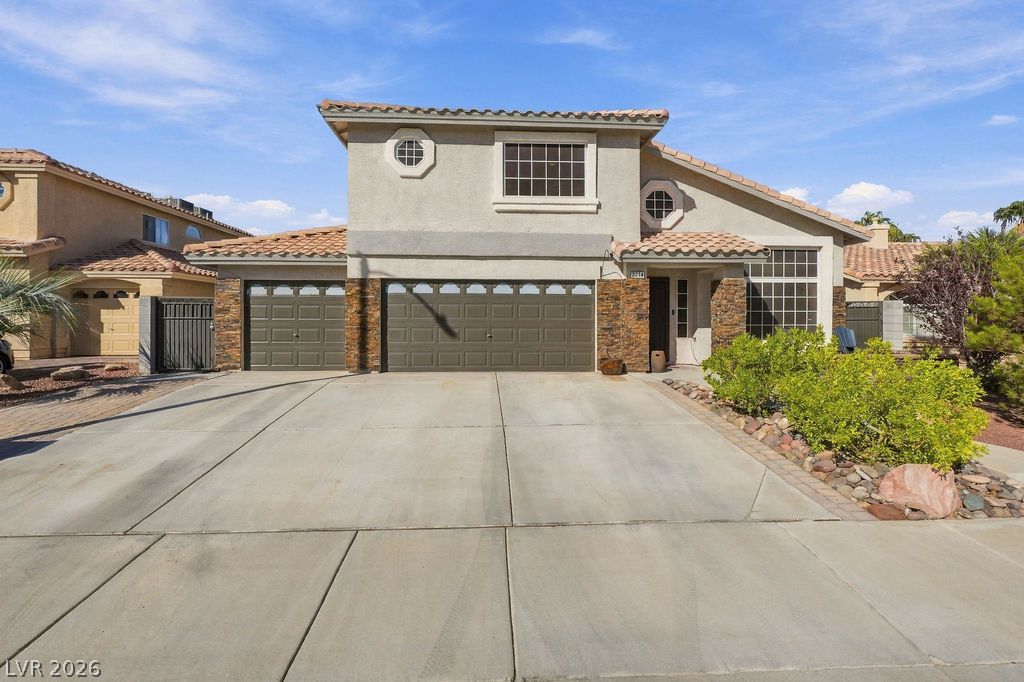 2714 Timber Crossing Court, Henderson