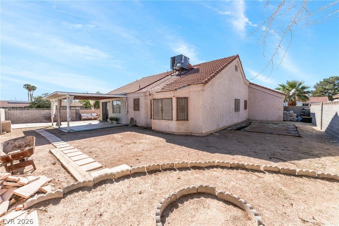 Photo 41 of 42, 901 Shifting Sands Drive