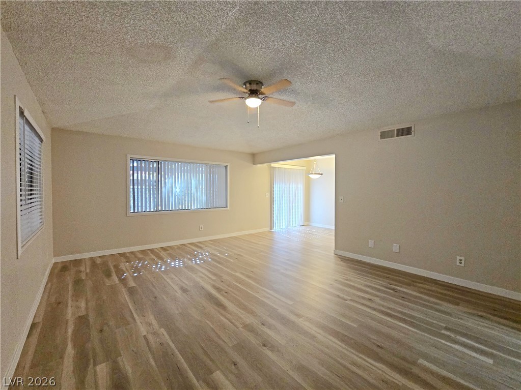 Photo 9 of 36, 1025 Willow Tree Drive #A