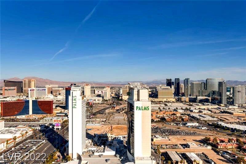 Photo 14 of 17, 4381 W Flamingo Road #53310