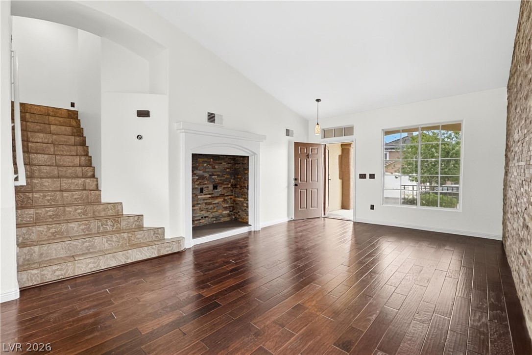 Photo 2 of 9474 Lightning Bay Court