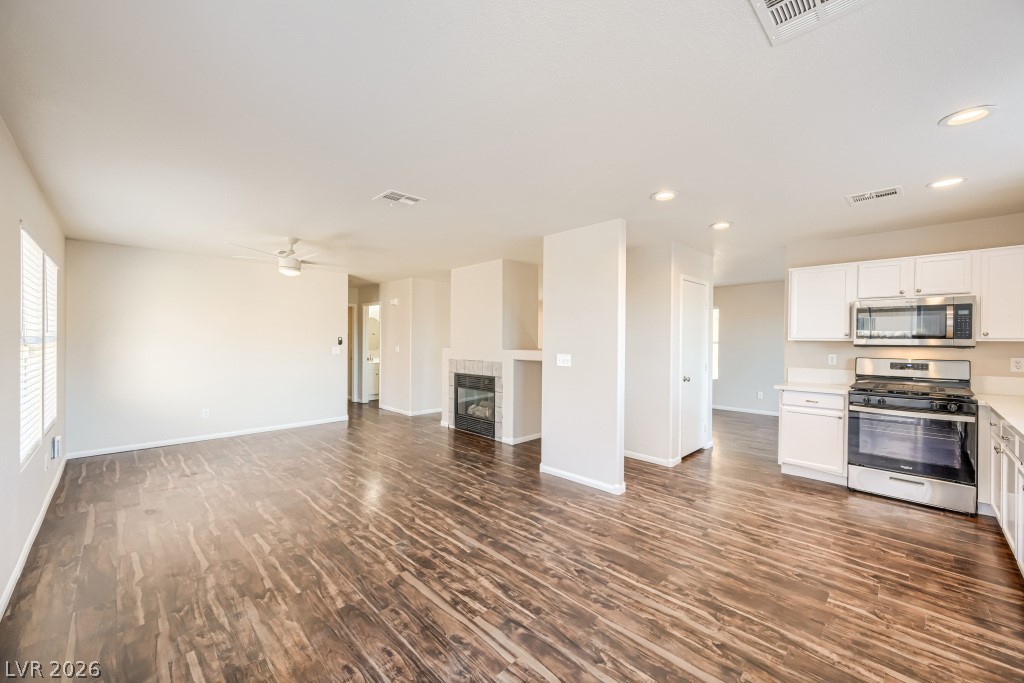Photo 11 of 36, 7940 Willow Pines Place