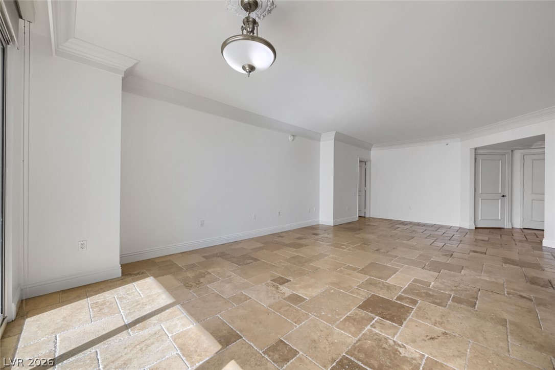Photo 11 of 29, 2777 Paradise Road #1002