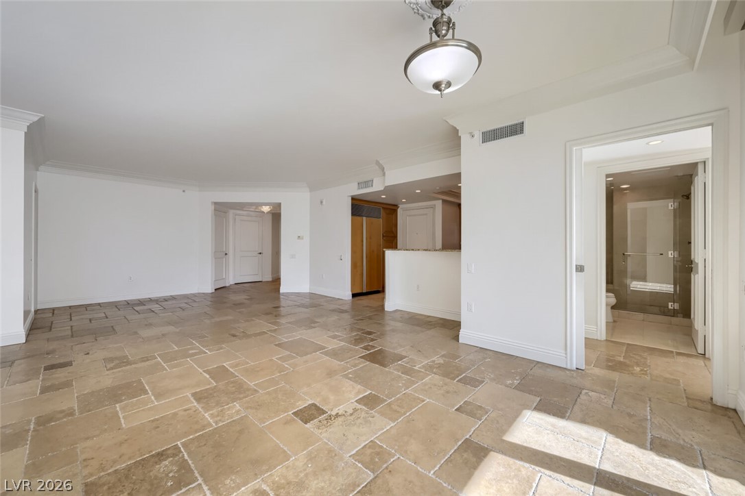 Photo 12 of 29, 2777 Paradise Road #1002
