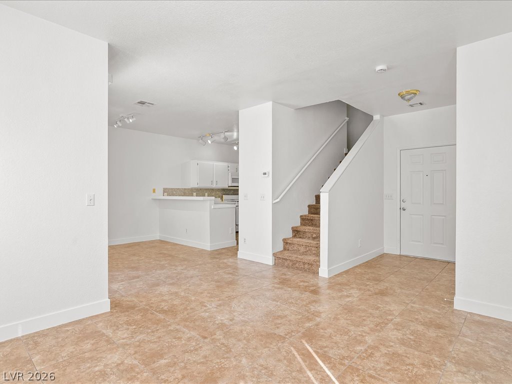 Photo 20 of 46, 251 S Green Valley Parkway #5111