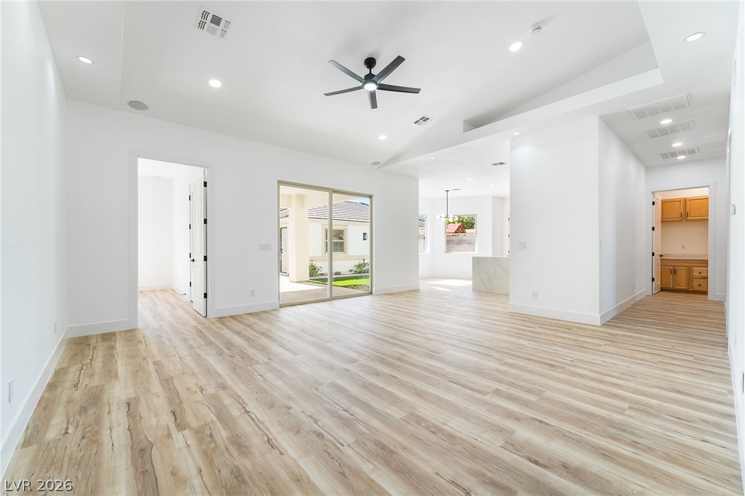 Photo 6 of 62, 3869 Rawhide Street