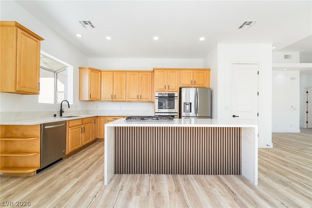 Photo 13 of 62, 3869 Rawhide Street