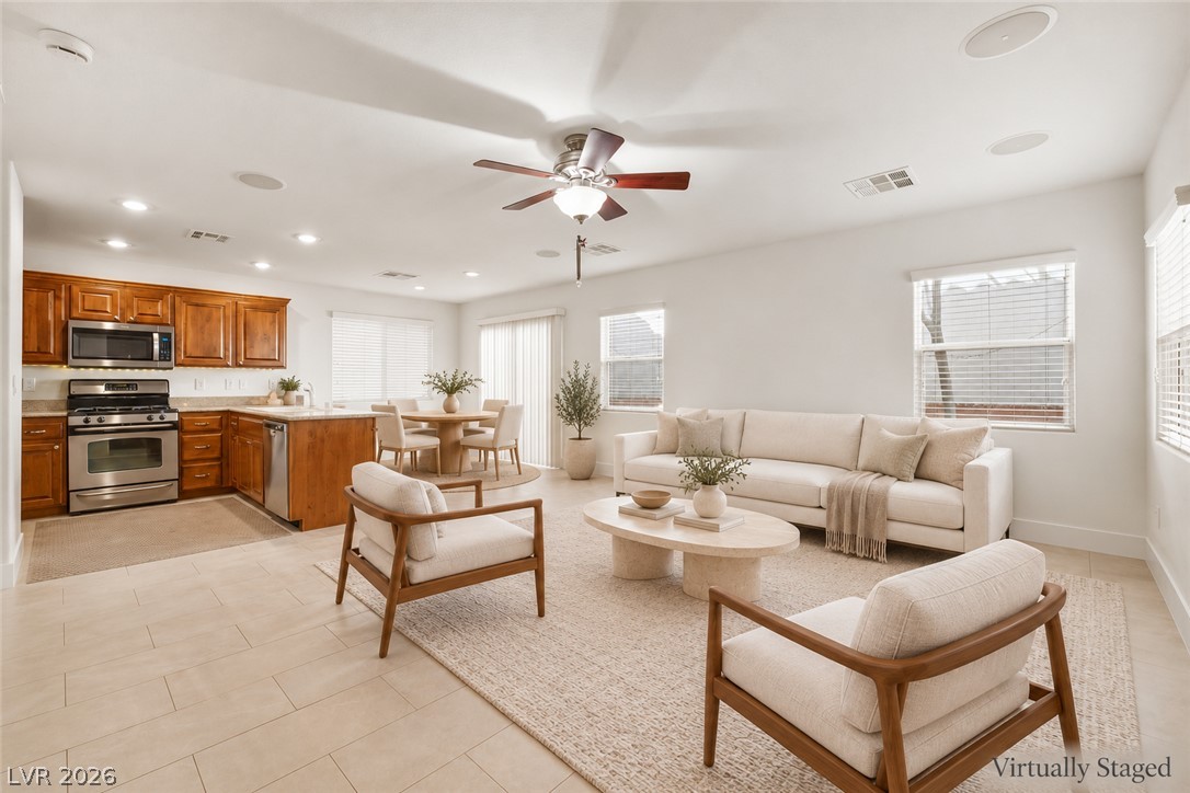 Photo 6 of 37, 6043 W Dewey Drive