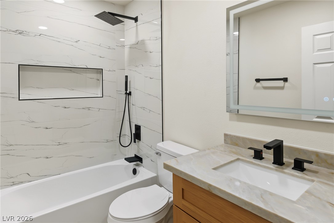 Photo 12 of 28, 2041 Willowbury Drive #D