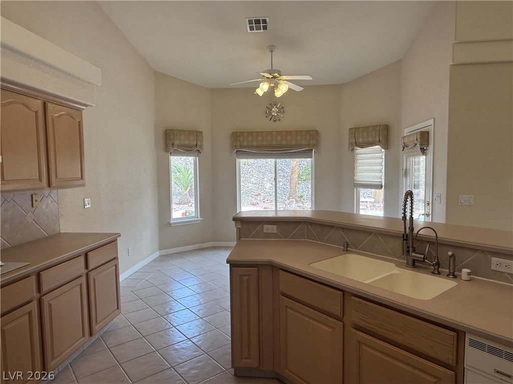 Photo 19 of 44, 899 Rhyolite Terrace