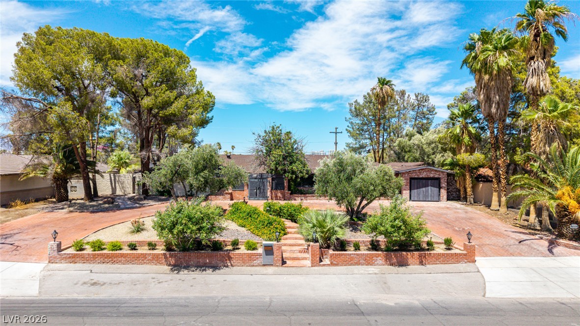 Photo 8 of 83, 1572 Santa Anita Drive