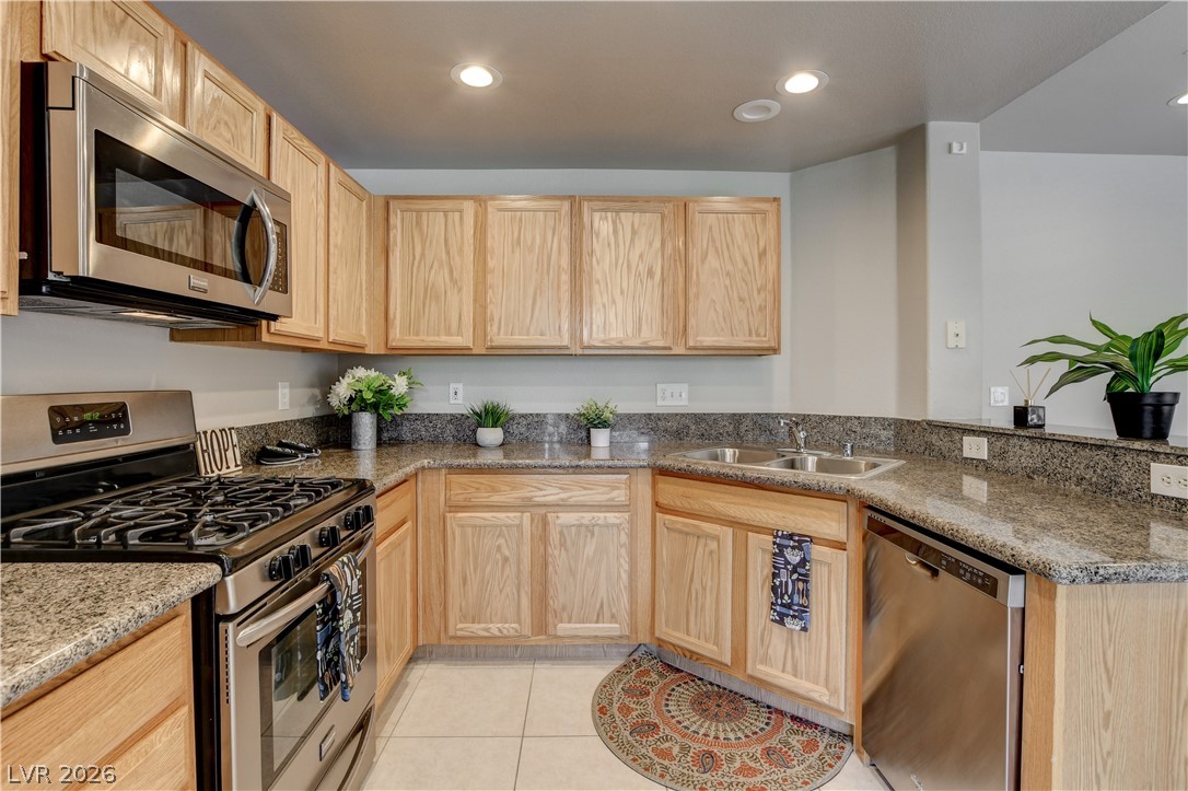 Photo 8 of 66, 10811 Ultima Court #102