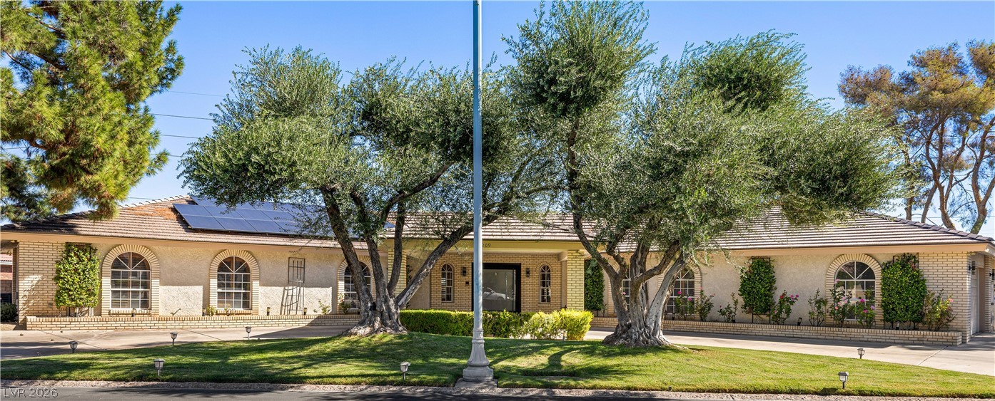 209 Dalmatian Lane, Las Vegas
