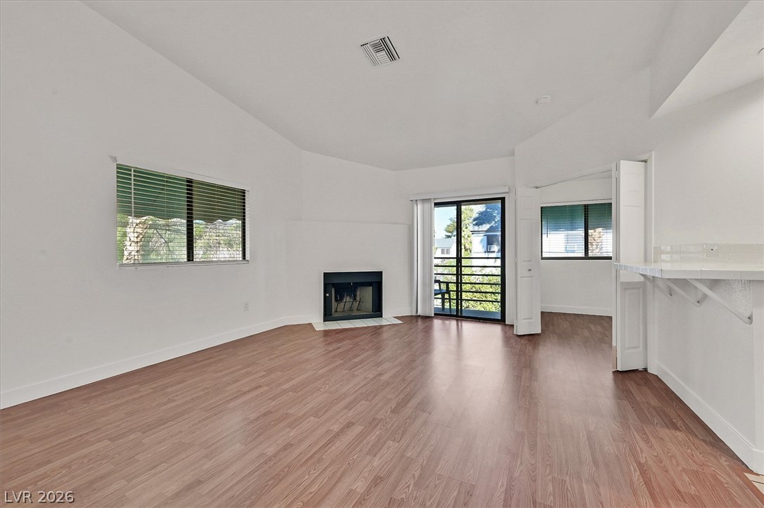 Photo 4 of 2180 Pinetop Lane #201