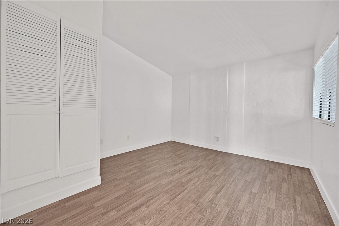 Photo 10 of 25, 2180 Pinetop Lane #201