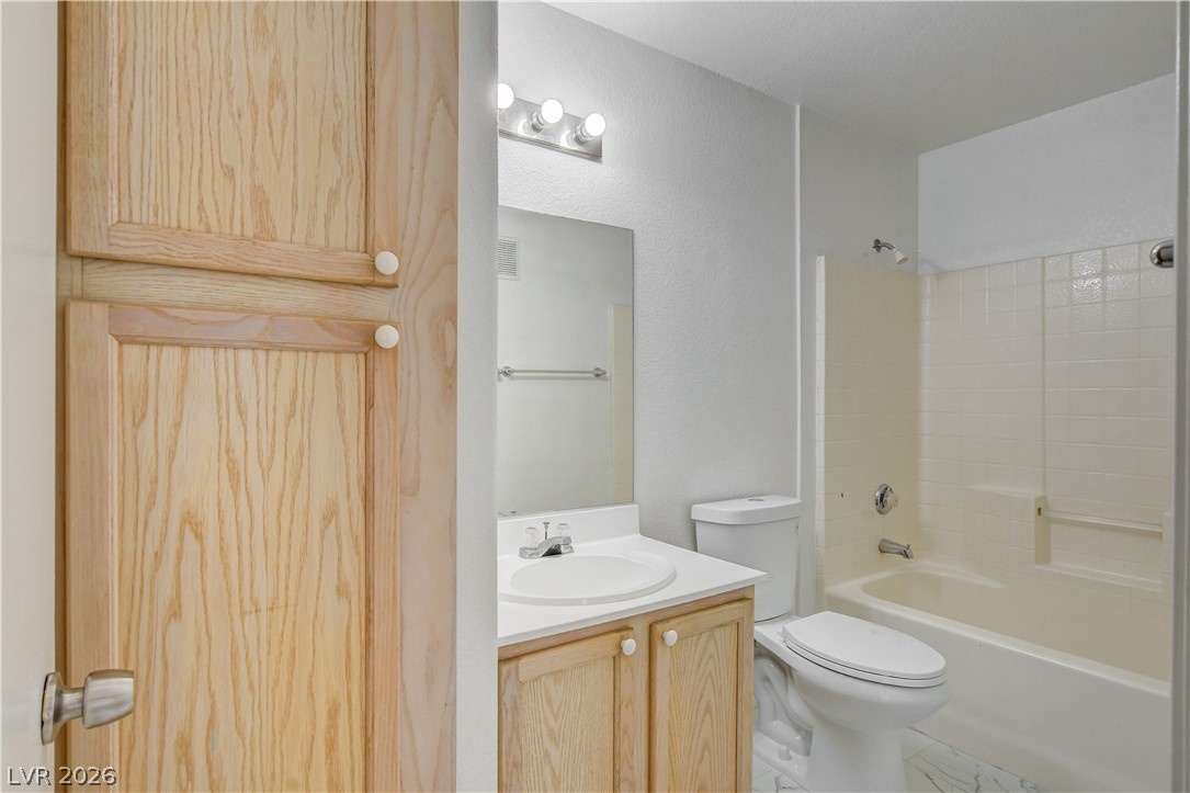 Photo 16 of 23, 3144 Tarpon Drive #201