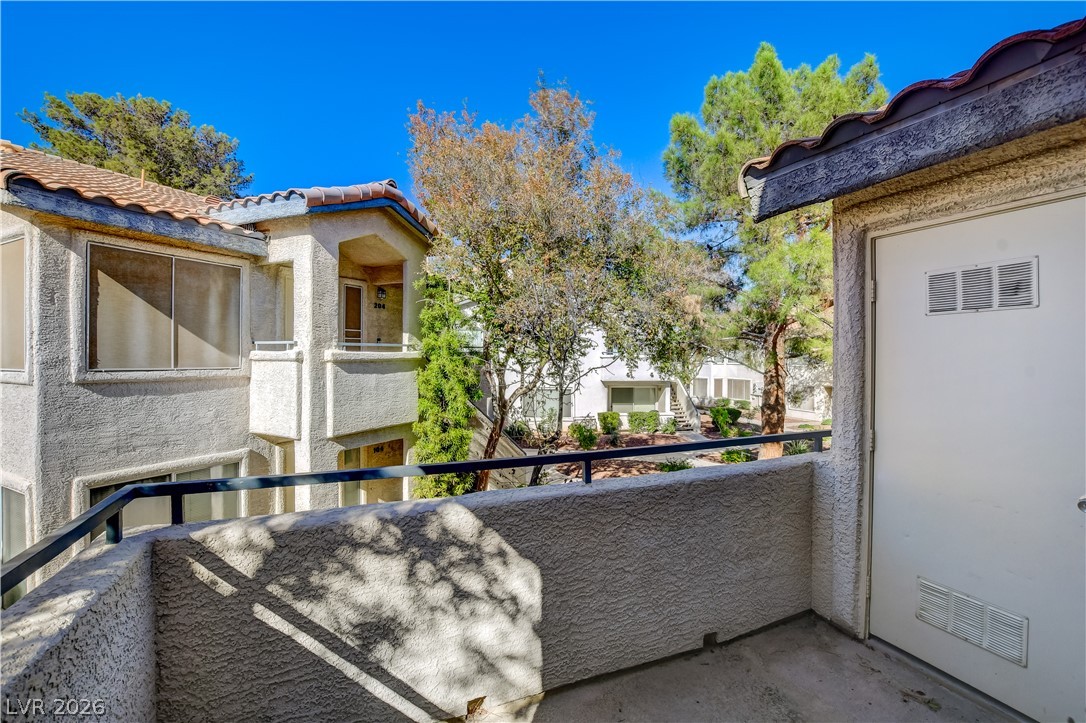 Photo 18 of 23, 3144 Tarpon Drive #201