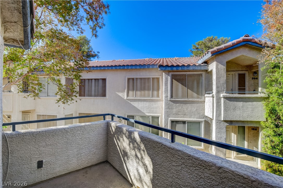 Photo 19 of 23, 3144 Tarpon Drive #201