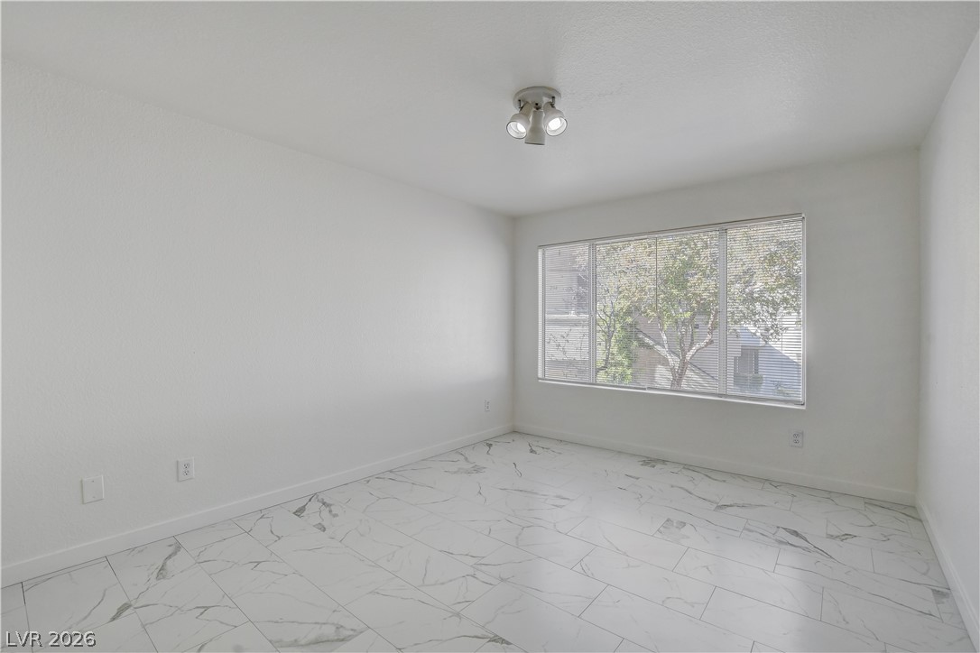 Photo 8 of 23, 3144 Tarpon Drive #201