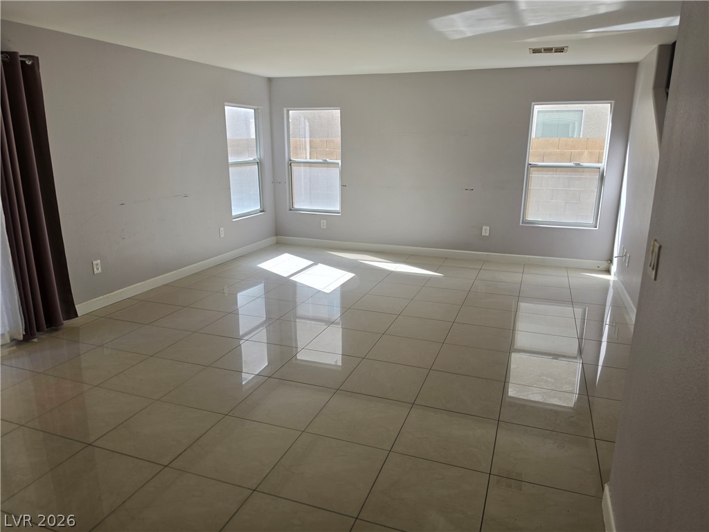 Photo 4 of 4213 Becket Court
