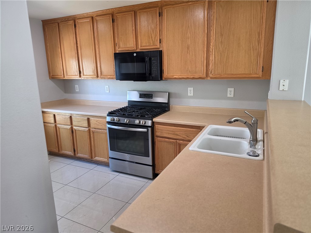 Photo 6 of 22, 4213 Becket Court