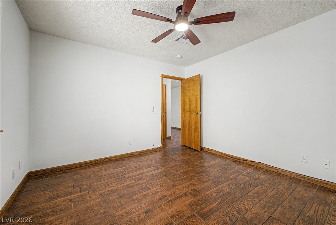 Photo 19 of 32, 6643 W Tropicana Avenue #104