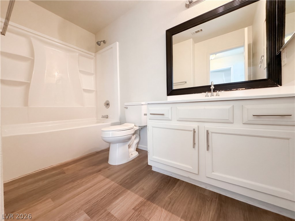 Photo 13 of 16, 4516 W Lake Mead Boulevard #201