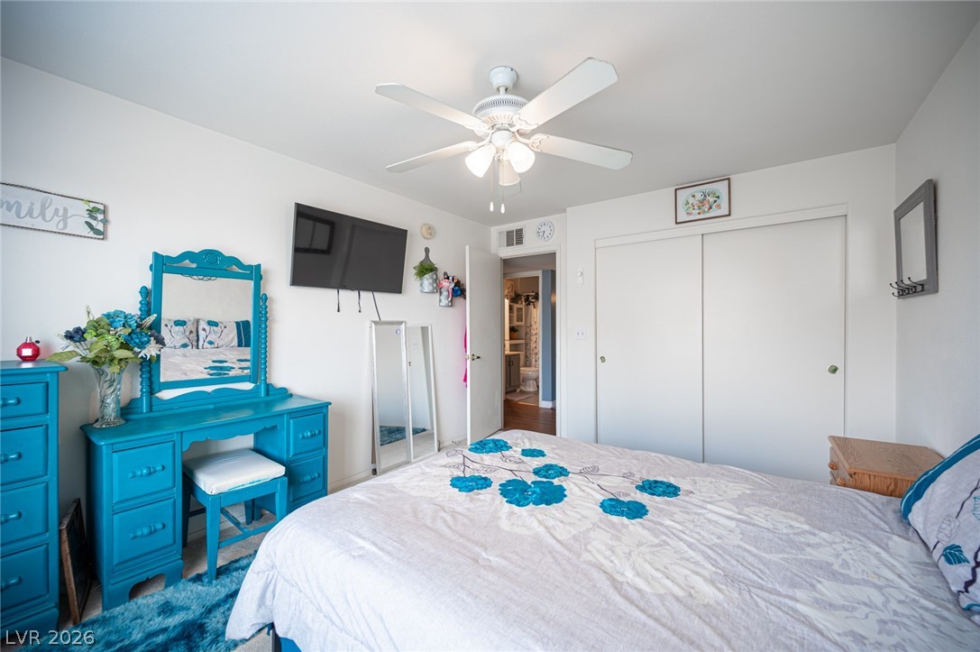 Photo 29 of 44, 3425 E Russell Road #251
