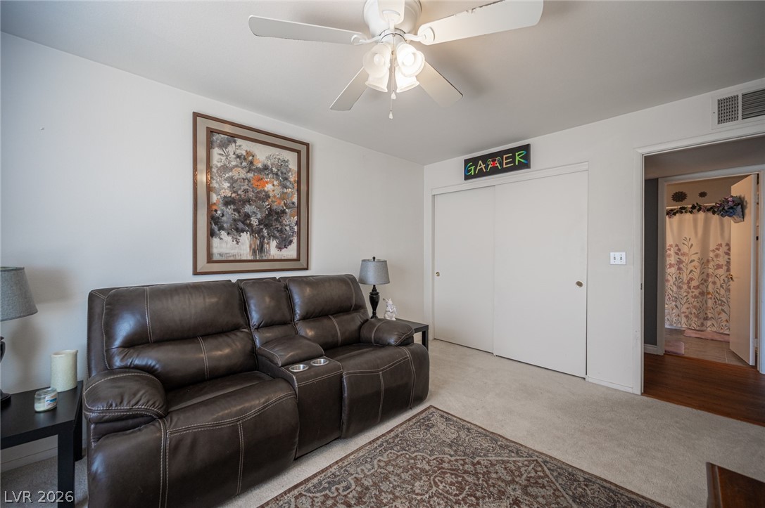 Photo 25 of 44, 3425 E Russell Road #251
