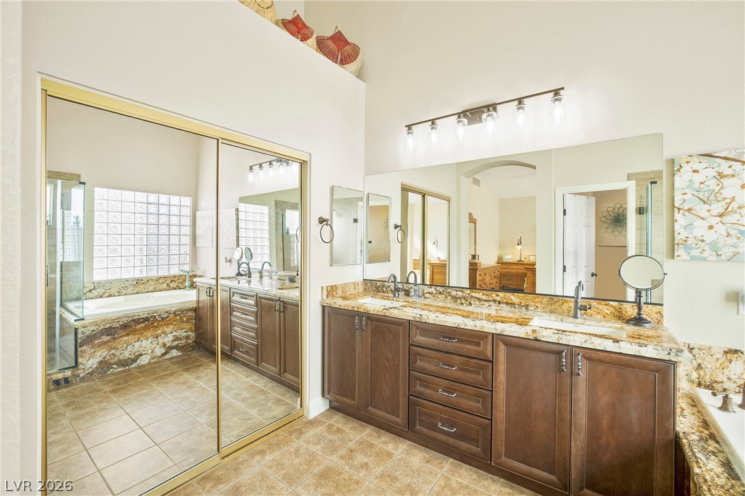 Photo 20 of 32, 2525 Vera Cruz Circle
