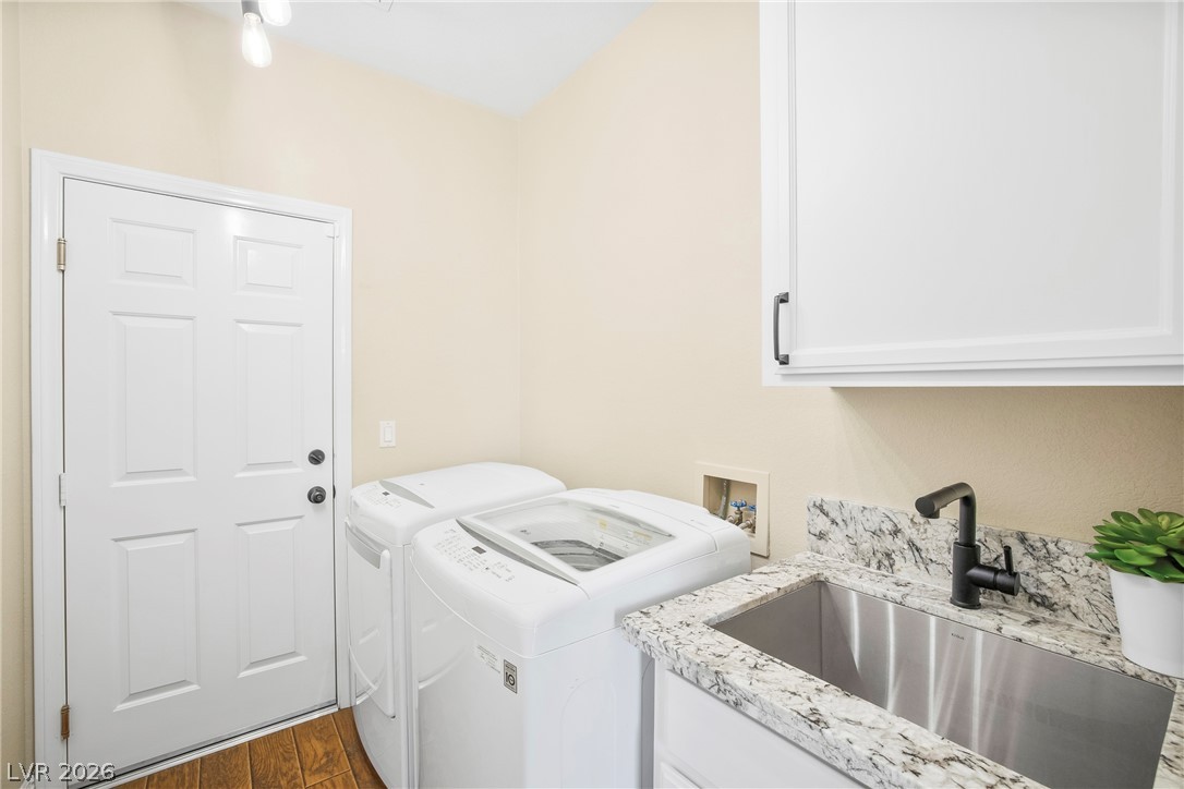 Photo 21 of 32, 2525 Vera Cruz Circle