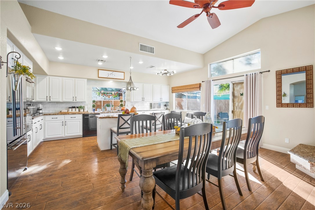 Photo 6 of 32, 2525 Vera Cruz Circle