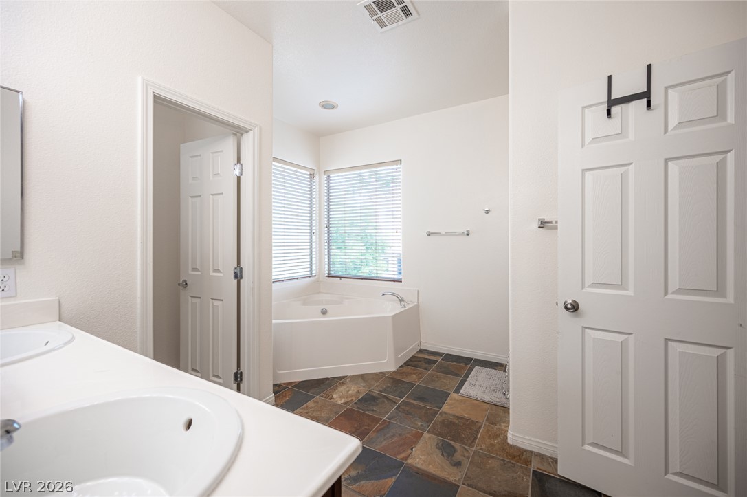 Photo 32 of 47, 9124 Craven Avenue