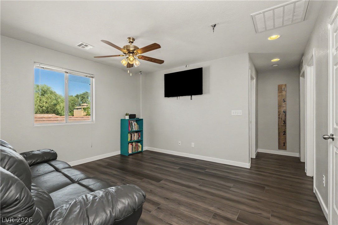 Photo 26 of 45, 5227 Sparkling Vine Avenue