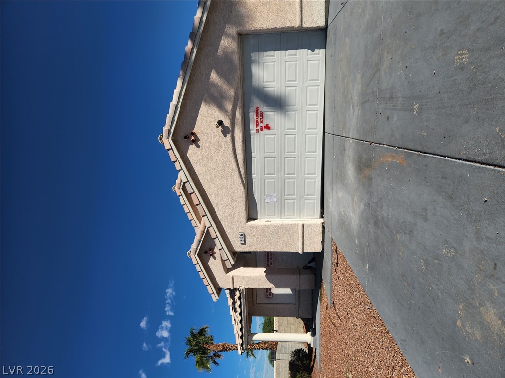 906 Dodee Court, Henderson