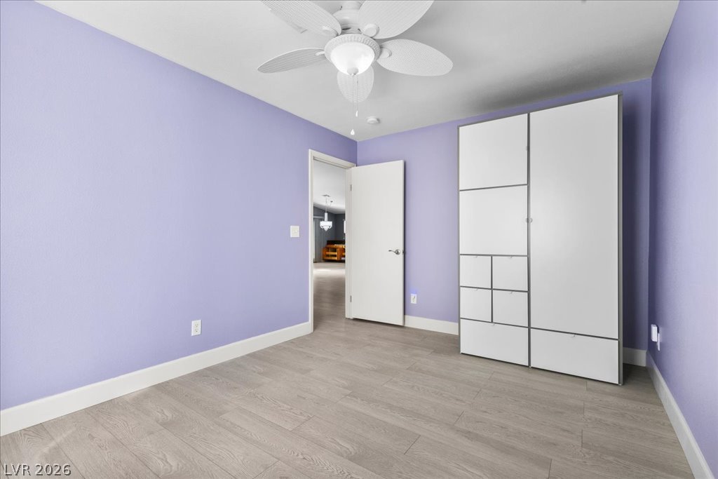 Photo 36 of 53, 413 W Azure Avenue