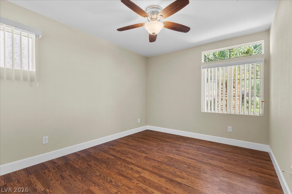 Photo 33 of 53, 413 W Azure Avenue