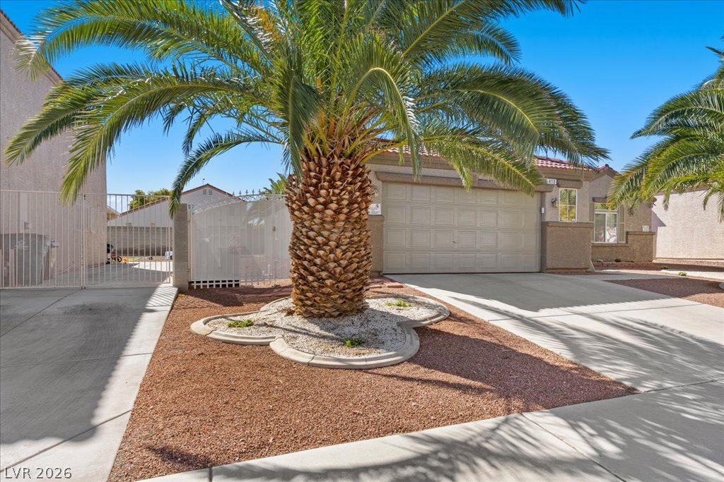 Photo 4 of 413 W Azure Avenue