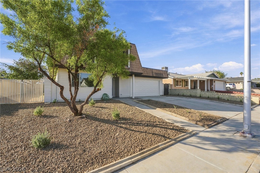 Photo 49 of 54, 7301 Pinedale Avenue