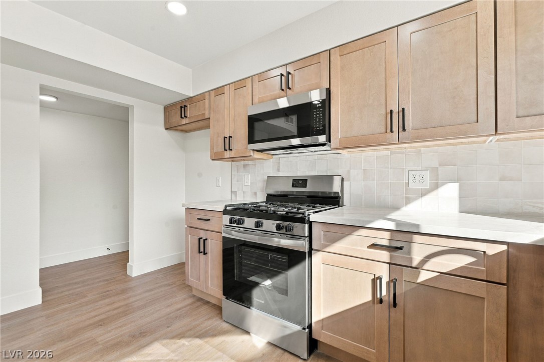 Photo 5 of 7301 Pinedale Avenue