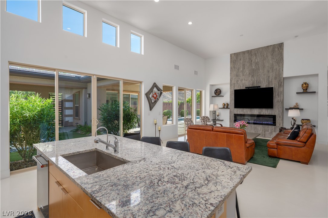Photo 5 of 6881 Wood Clover Court