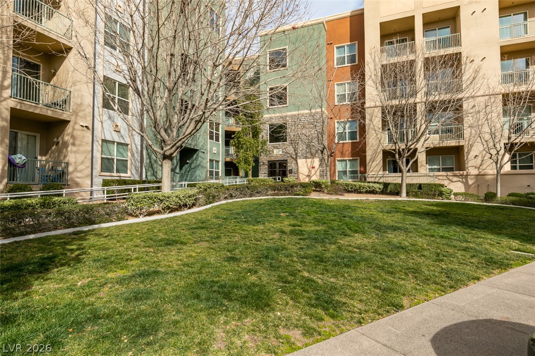 Photo 8 of 41, 50 E Serene Avenue #323