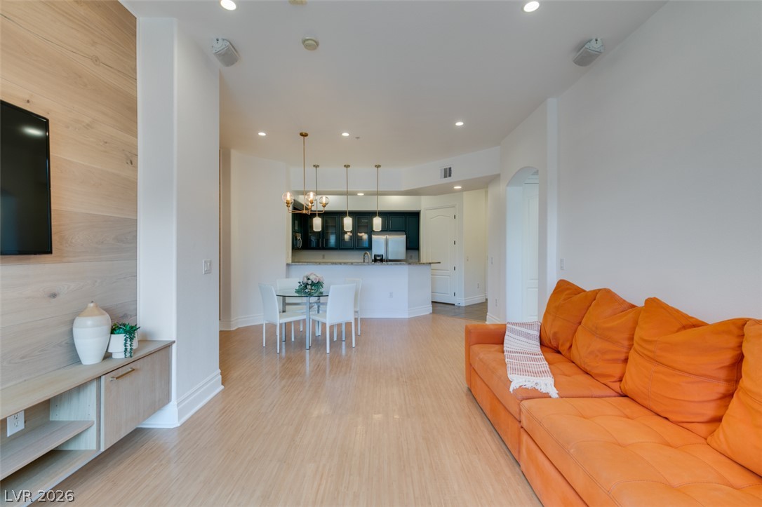 Photo 17 of 41, 50 E Serene Avenue #323