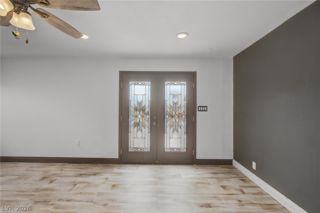 Photo 6 of 64, 6912 Vivian Circle