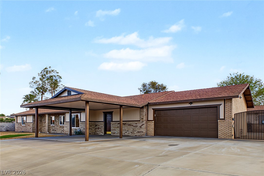 Photo 2 of 281 E Kimberly Drive